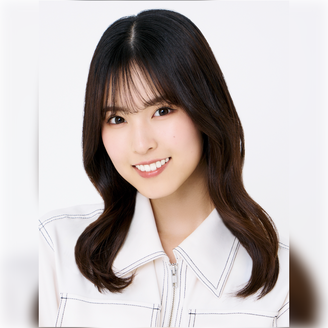 村谷はるな