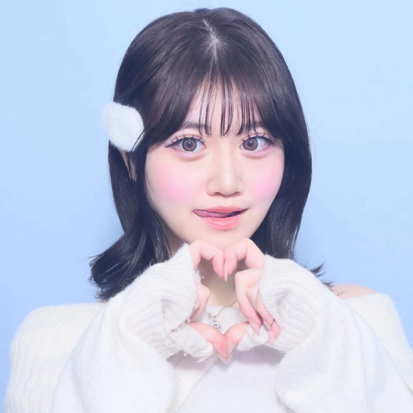 まゆ/初めて彼氏を作る青学生🍀